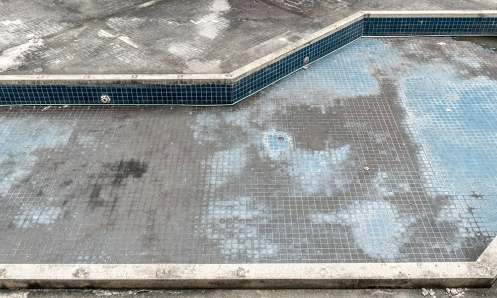 Swimmimg Pool Water Leakage